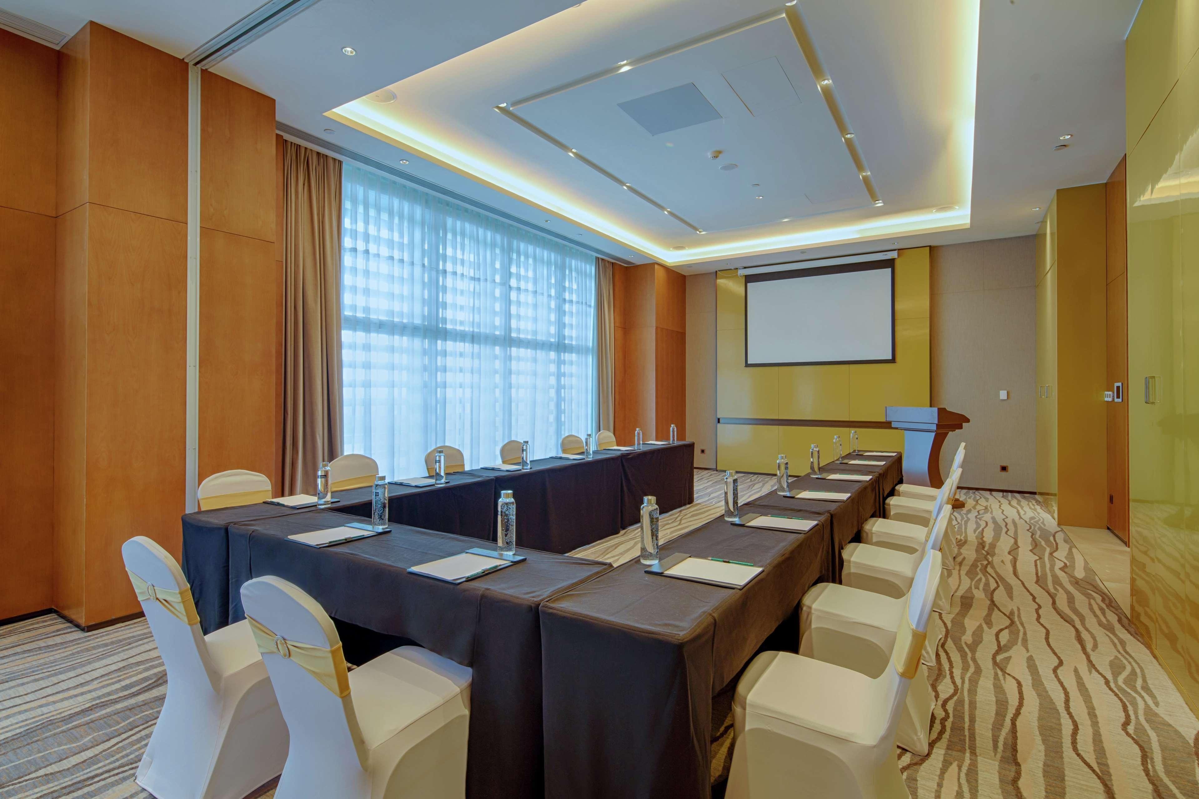 Hilton Garden Inn Zhuhai Hengqin Экстерьер фото